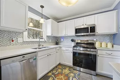 370 Braxton Place, Tucker, GA 30084 - Photo 8