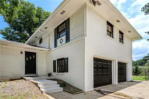 1894 Twin Falls Rd, Decatur, GA 30032 - Photo 4