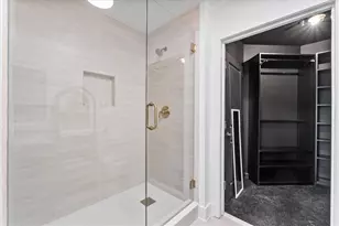 250 Pharr Rd NE, Atlanta, GA 30305 - Photo 14