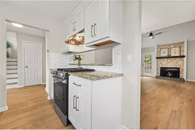 1017 Falling Valley Court SE, Smyrna, GA 30080 - Photo 6