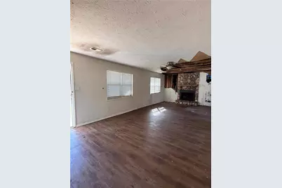 596 Lakeridge Circle SE, Conyers, GA 30094 - Photo 2