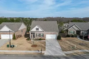 567 Lillian Way, Jefferson, GA 30549 - Photo 4