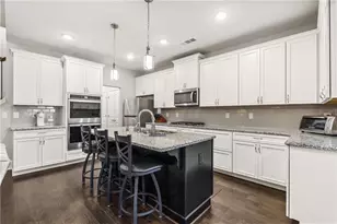 512 Margaret Ln, Woodstock, GA 30188 - Photo 8