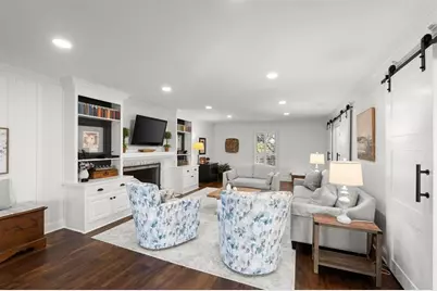 1330 Lake Shore Circle, Gainesville, GA 30501 - Photo 8