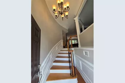 890 West Road, Atlanta, GA 30324 - Photo 4