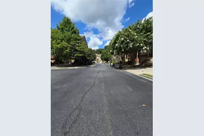 890 West Road, Atlanta, GA 30324 - Photo 46