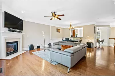 890 West Road, Atlanta, GA 30324 - Photo 8