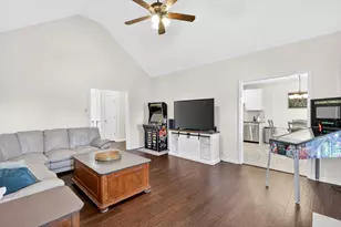 155 Clubhouse Dr NW, Kennesaw, GA 30144 - Photo 4