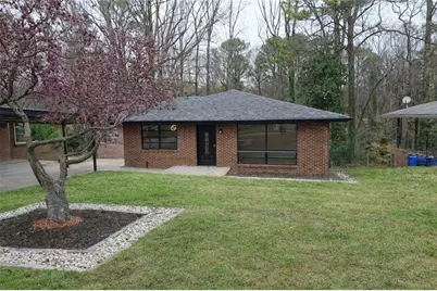 2875 Oldknow Drive NW, Atlanta, GA 30318 - Photo 1