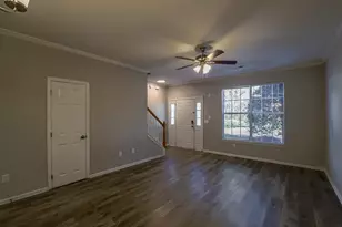 369 Pine, Norcross, GA 30093 - Photo 4