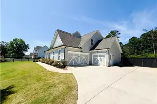 868 Smith Mill, Winder, GA 30680 - Photo 2