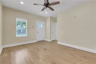 998 Mayson Turner Rd NW, Atlanta, GA 30314 - Photo 8