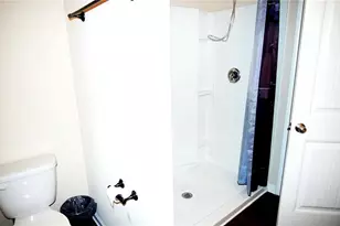 813 Blue Hill Ln, Atlanta, GA 30349 - Photo 22