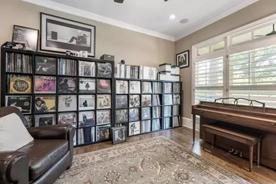 157 Lake Forrest Lane NE, Atlanta, GA 30342 - Photo 12