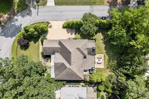 157 Lake Forrest Ln NE, Atlanta, GA 30342 - Photo 64