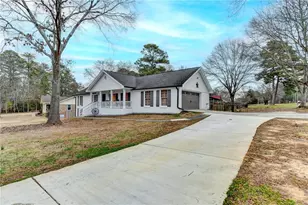 2136 Briarwood Ct, Snellville, GA 30078 - Photo 4