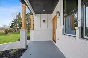 113 Skelton Rd, Hoschton, GA 30548 - Photo 2