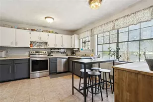 204 Groveland Dr, Peachtree City, GA 30269 - Photo 16