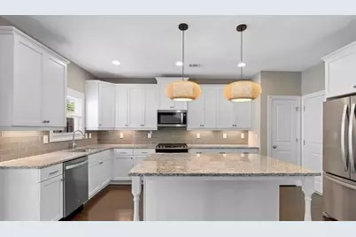 1063 Johnsons Grove, Atlanta, GA 30318 - Photo 8