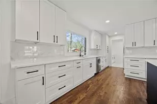 3928 Northlake Creek Dr, Tucker, GA 30084 - Photo 12