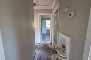 982 S Ponce De Leon Cir, Macon, GA 31206 - Photo 6