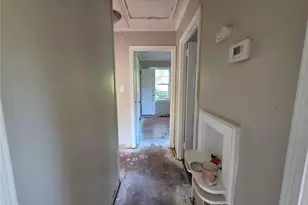 982 S Ponce De Leon Cir, Macon, GA 31206 - Photo 6