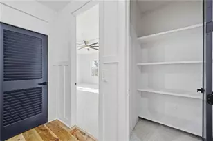 6465 Yacht Club Rd, Flowery Branch, GA 30542 - Photo 36