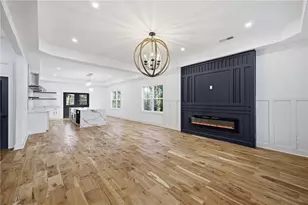 6465 Yacht Club Rd, Flowery Branch, GA 30542 - Photo 2