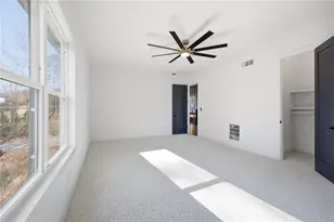 6465 Yacht Club Rd, Flowery Branch, GA 30542 - Photo 38