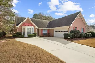 6236 Rock Port Dr, Flowery Branch, GA 30542 - Photo 2