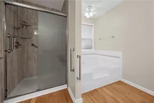 6236 Rock Port Dr, Flowery Branch, GA 30542 - Photo 16