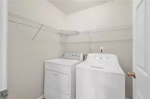 6236 Rock Port Dr, Flowery Branch, GA 30542 - Photo 10