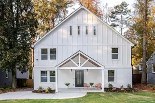 2566 Creekwood Terrace, Decatur, GA 30030 - Photo 2