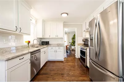 123 Lancelot Way, Lawrenceville, GA 30046 - Photo 8