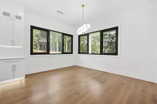 5175 Cascade Rd, Atlanta, GA 30331 - Photo 8