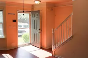 765 Crestwell Circle SW, Atlanta, GA 30331 - Photo 2