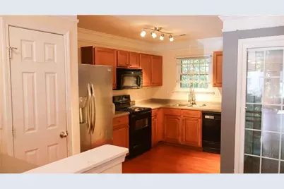 765 Crestwell Circle SW, Atlanta, GA 30331 - Photo 6