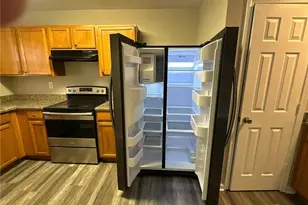 831 Crestwell Circle SW, Atlanta, GA 30331 - Photo 12