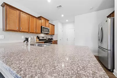 4095 Lake Manor Way, Atlanta, GA 30349 - Photo 10