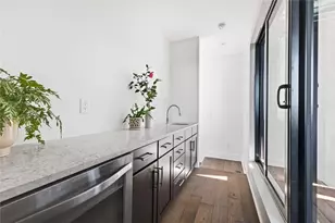 105 Birch St, Decatur, GA 30030 - Photo 24