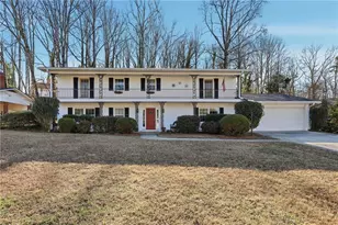 783 Holly Dr, Gainesville, GA 30501 - Photo 2