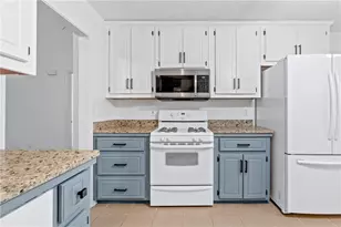 204 Red Fox Ct, Canton, GA 30114 - Photo 14