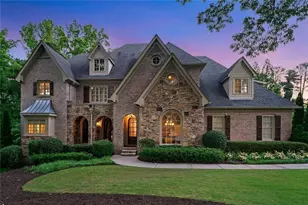 4304 Berkford Cir NE, Brookhaven, GA 30319 - Photo 6