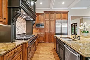 4304 Berkford Cir NE, Brookhaven, GA 30319 - Photo 14