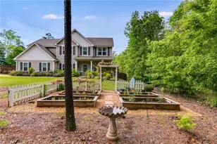 13 Westbrook Rd, Carrollton, GA 30116 - Photo 4