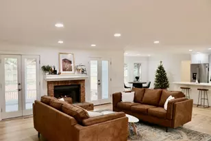 1951 Wellington Ln, Marietta, GA 30062 - Photo 4