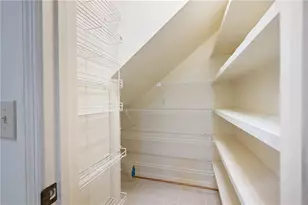 170 Mayfield Cir, Alpharetta, GA 30009 - Photo 10