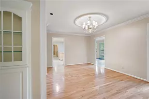 170 Mayfield Cir, Alpharetta, GA 30009 - Photo 6