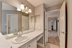 911 Garden Ct, Atlanta, GA 30328 - Photo 32