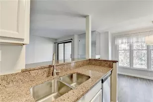 911 Garden Ct, Atlanta, GA 30328 - Photo 20